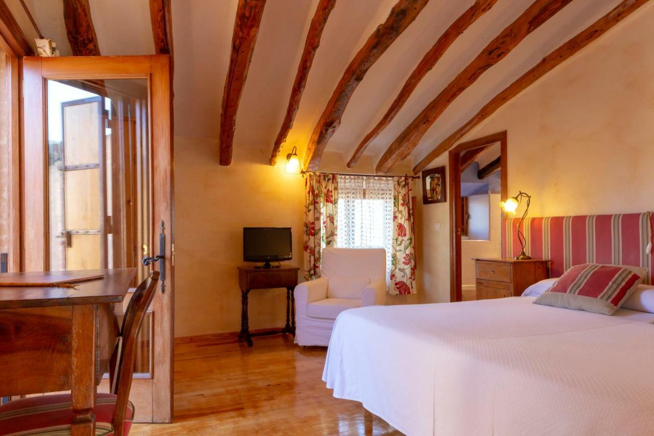 Hotel Rural Mas Fontanelles Biar Exterior photo
